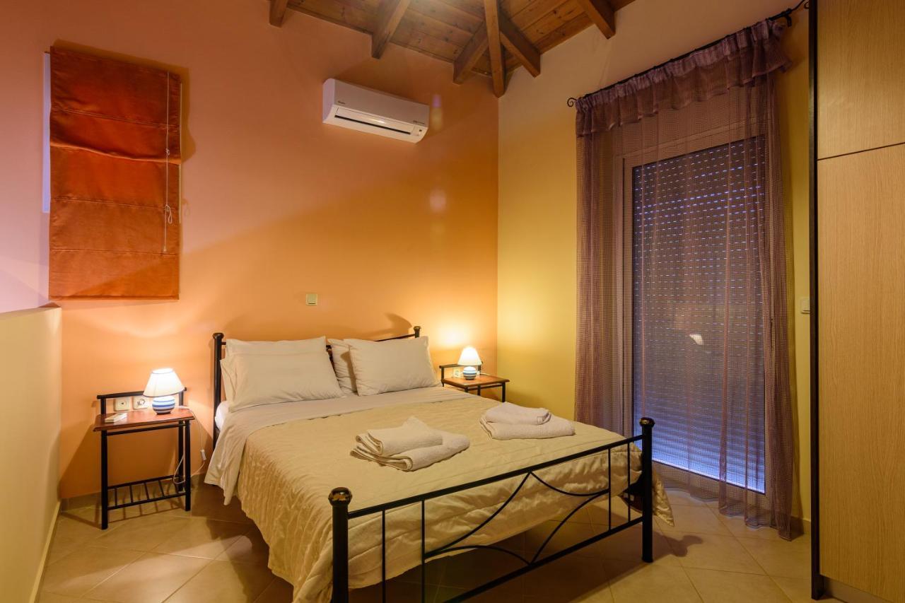 Terpsi Apartments Kyparissia Extérieur photo
